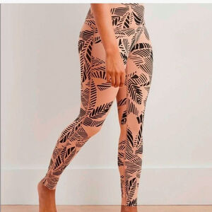 Aerie Women’s Chill Play Move Workout Leggings Size S – Tropical Activewear